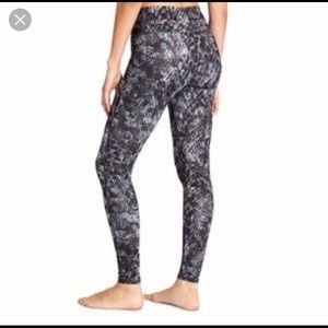 Athleta High-Rise Cobra Chaturanga Legging